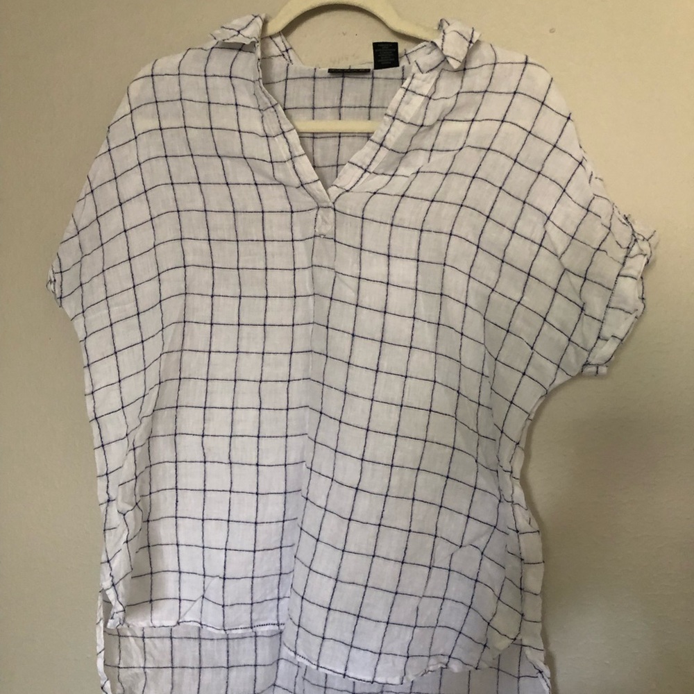 Tahari White and Navy Checkered Button Down Shirt